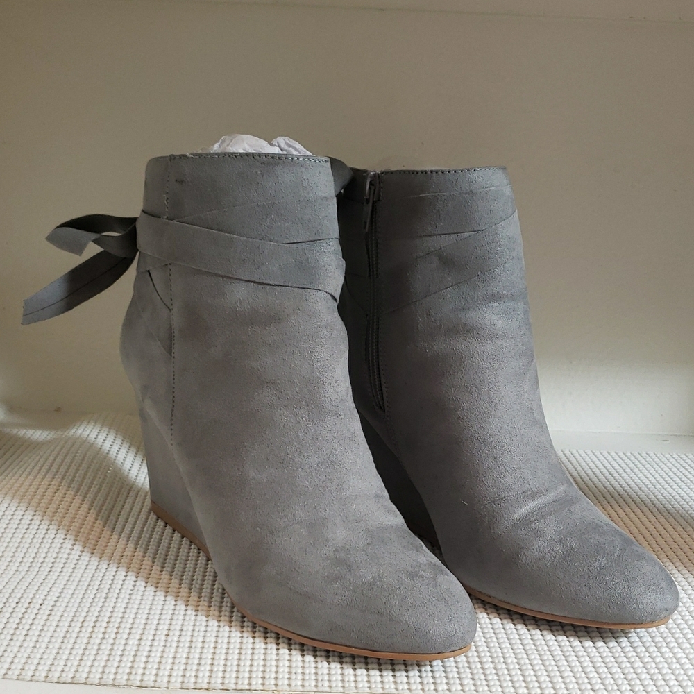 JUSTFABULOUS Gray Suede Ankle Boots with Bow Detail